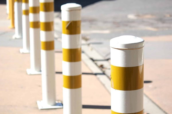 Bornes escamotables motorisées : comment trouver un fabricant fiable ?